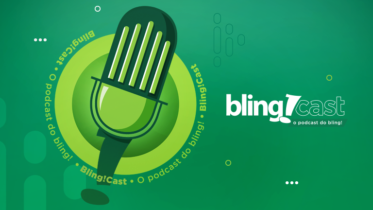 Logotipo do BlingCast ao lado de uma ilustração de um microfone