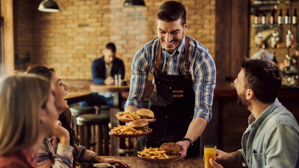 como atrair clientes para restaurante