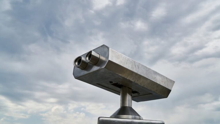 como monitorar os concorrentes